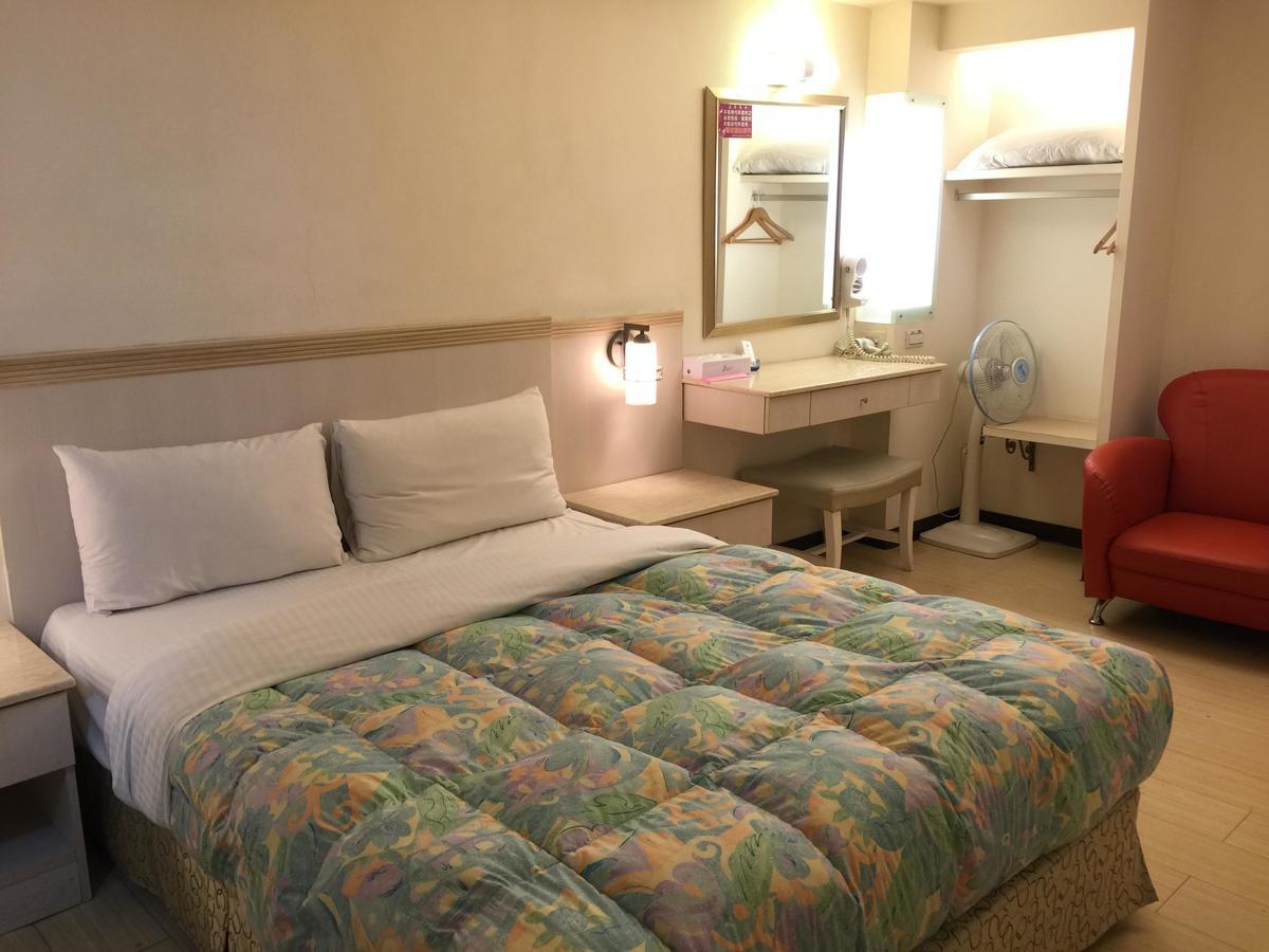 Goshen Hotel Каосюн Екстериор снимка